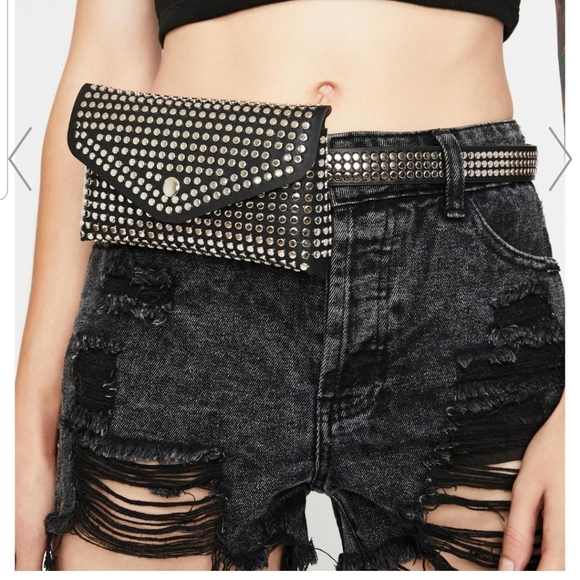 Dolls kill studded belt bag - Picture 3 of 7